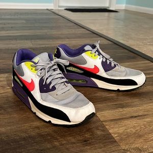 MEN’S NIKE AIR MAX 90